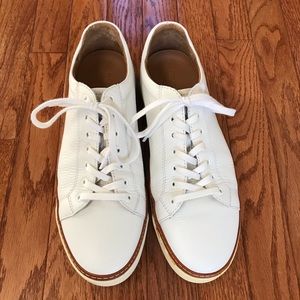 Men’s leather sneakers